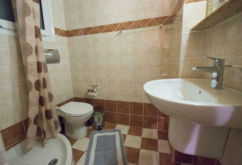 اتاق استاندارد سه نفره, Atlanta