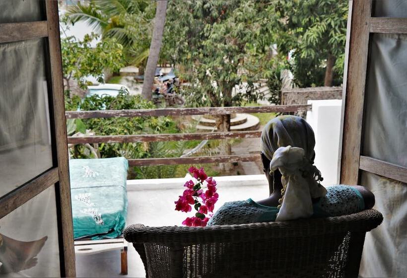 Romantic Room Sea View, Miti Miwiri