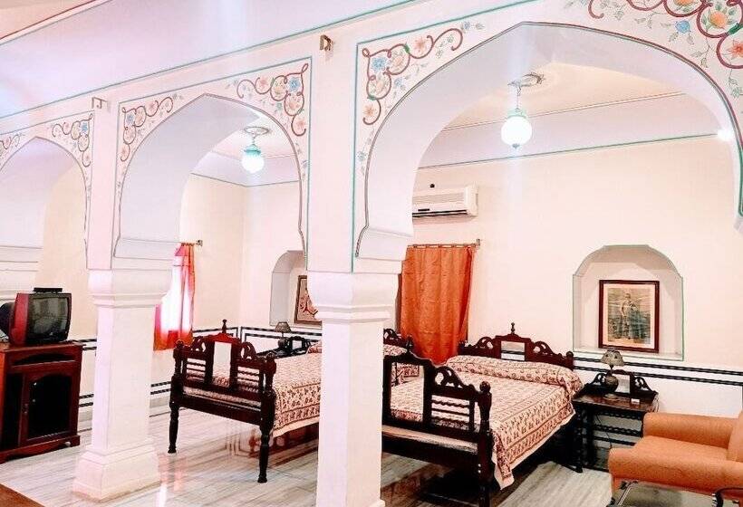 اتاق لوکس, Saba Haveli