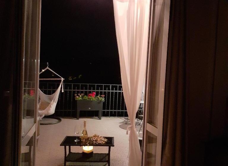 带大床的豪华间, B&b Borgo Cortese