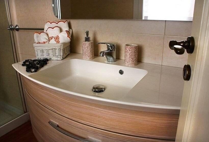 اتاق لوکس با چشم‌انداز شهر, Boutique Hotel Casa Faccioli