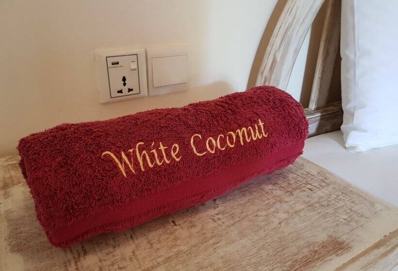 Quarto Deluxe, White Coconut Resort