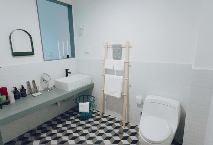 اتاق لوکس, Home++ Xi An