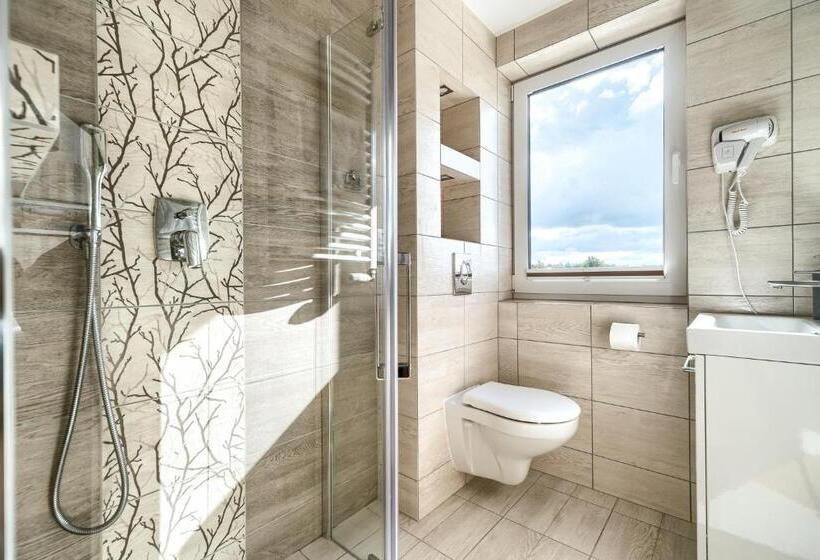 Четырехместный Номер Стандарт, Villa Atlantis