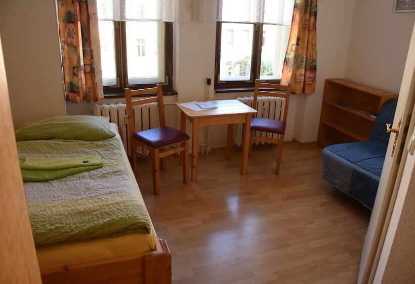 Номер Стандарт, Pension Zur Wartburg