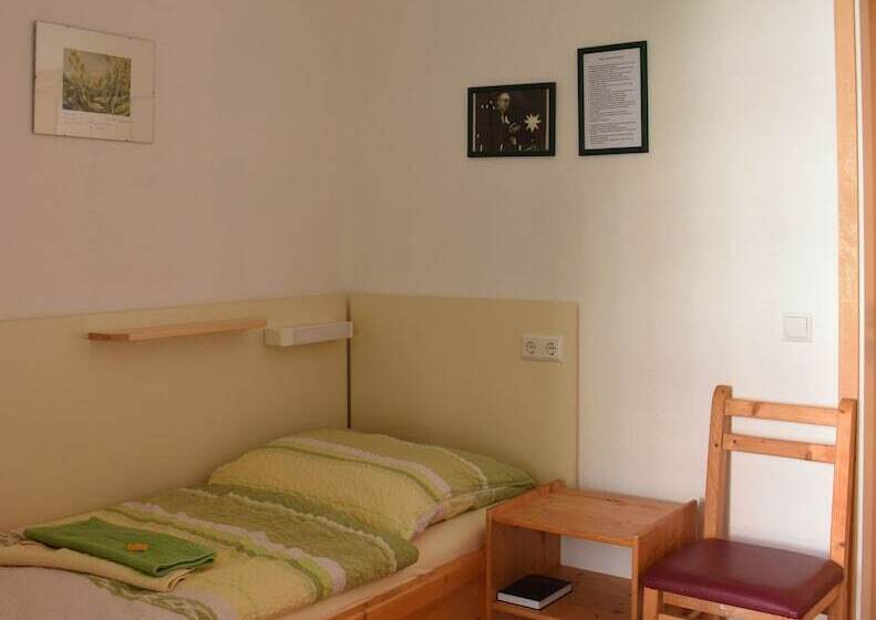 Номер Стандарт, Pension Zur Wartburg
