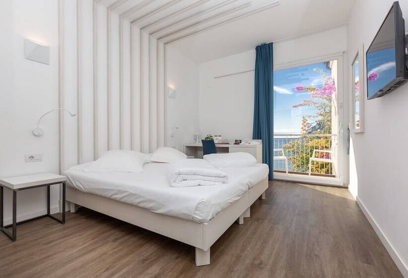 Quarto Estandar Vista Lago, Baia Azzurra   Lake Front