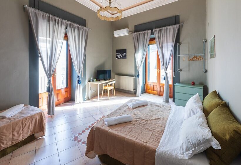 اتاق استاندارد سه نفره, Terrazza Santa Chiara