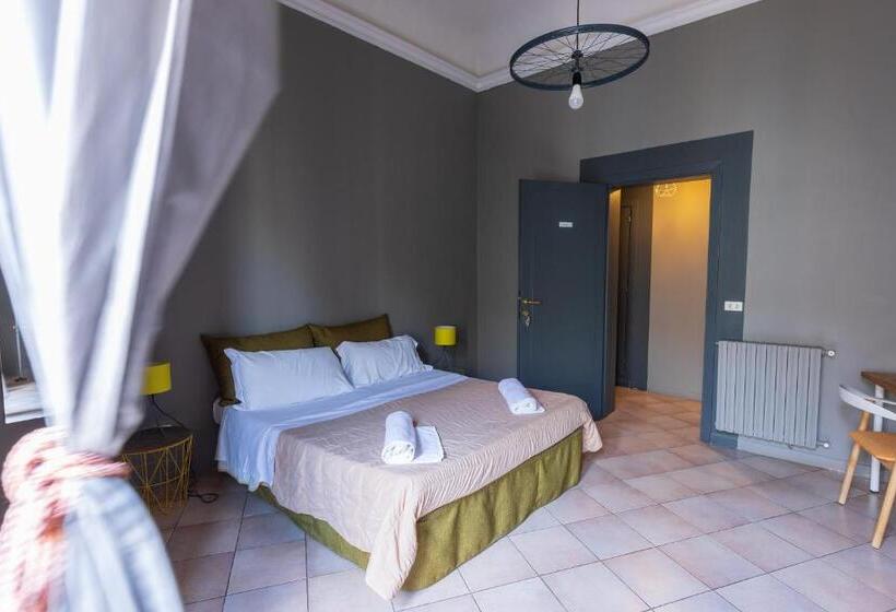اتاق استاندارد با بالکن, Terrazza Santa Chiara