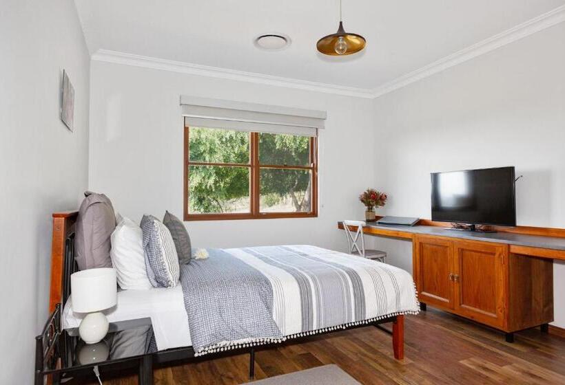 스탠다드 룸, Blueberry Hills On Comleroy Farmstay   Self Contained Cottages