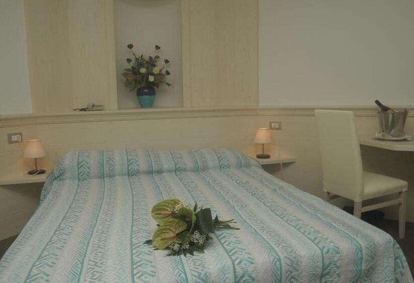 스탠다드 룸, Albergo Antica Rosa