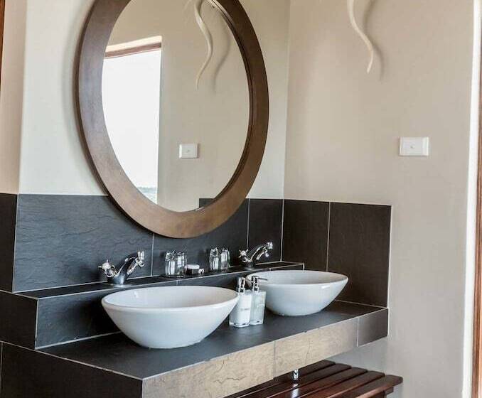 Президентский Люкс, Umzolozolo Private Safari Lodge & Spa