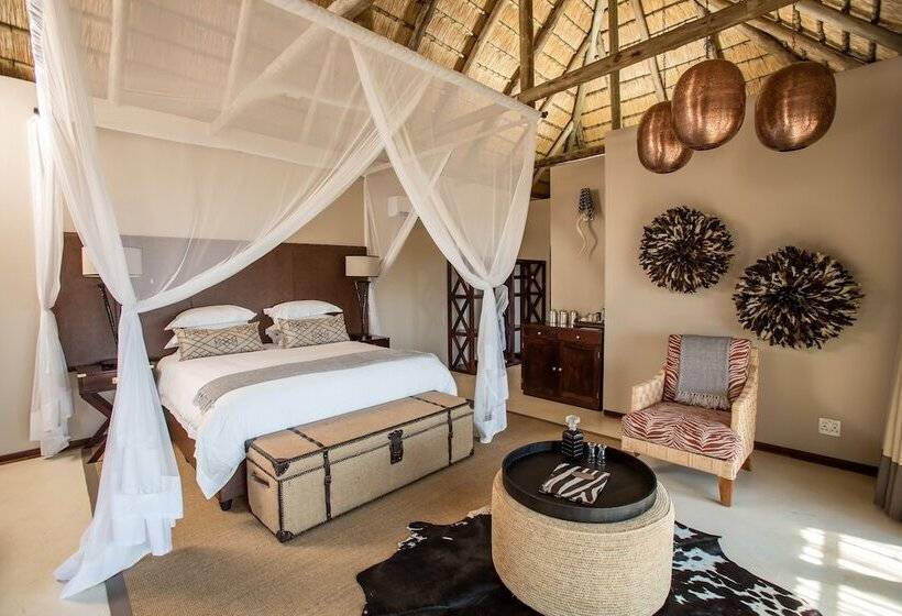 Президентский Люкс, Umzolozolo Private Safari Lodge & Spa