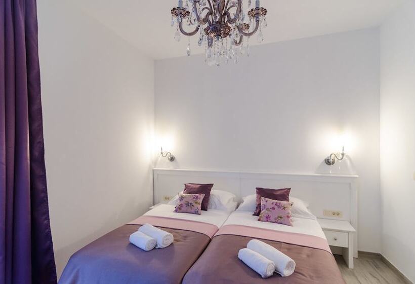 Апартаменты Комфорт 1 Спальня, Bed&breakfast Sorgo Palace