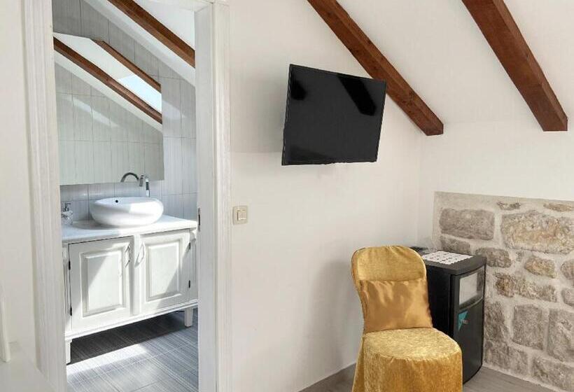 חדר סופריור נוף לעיר, Bed&breakfast Sorgo Palace