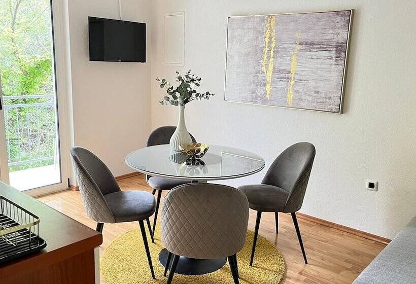 آپارتمان 1 خوابه با بالکن, Guesthouse čivljak