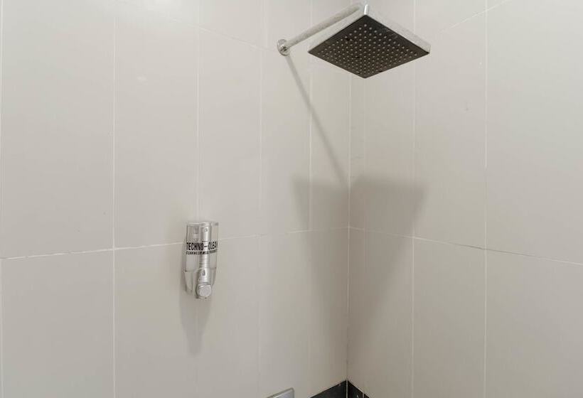Номер Стандарт, Reddoorz Near Exit Toll Bogor