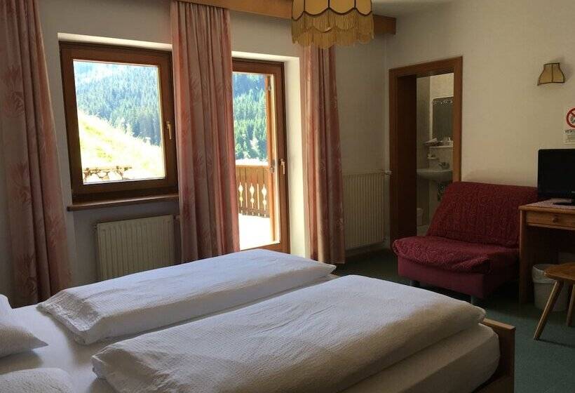 Номер Стандарт с Балконом, Garni Astor