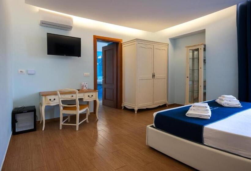 带大床的高级房间, Sorrento Coast Relais