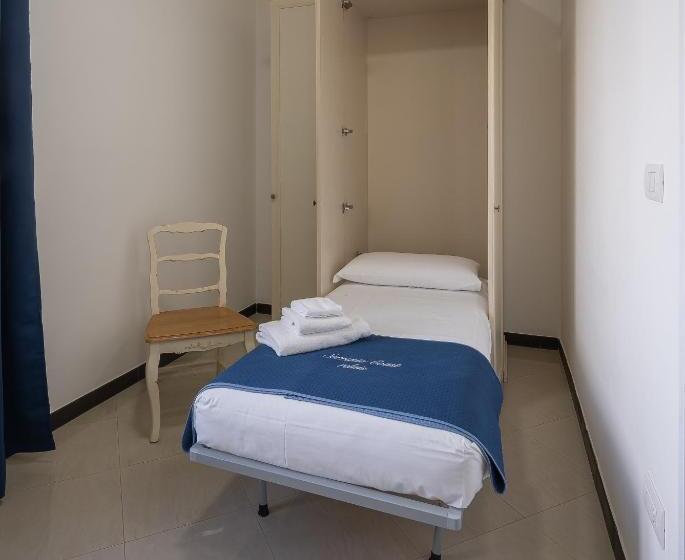 豪华三人间, Sorrento Coast Relais