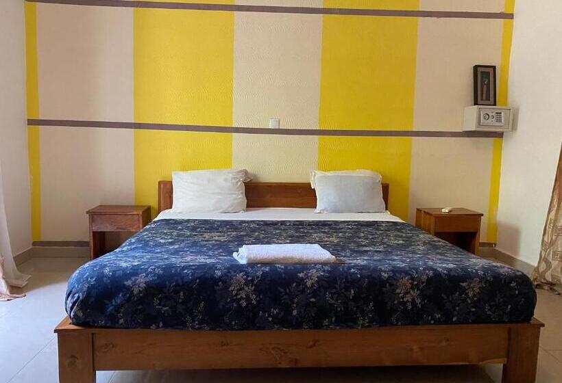 اتاق استاندارد یک نفره, Residence Hotel La Marsu
