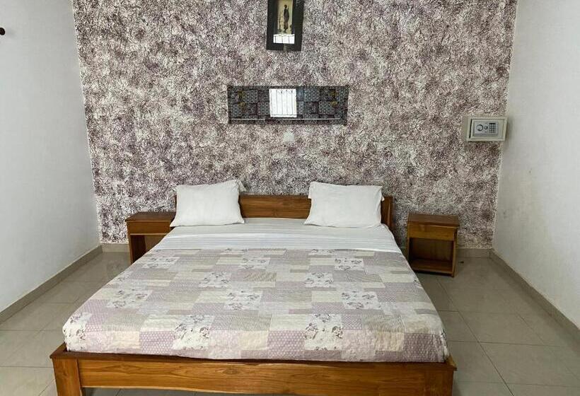 اتاق استاندارد سه نفره, Residence Hotel La Marsu