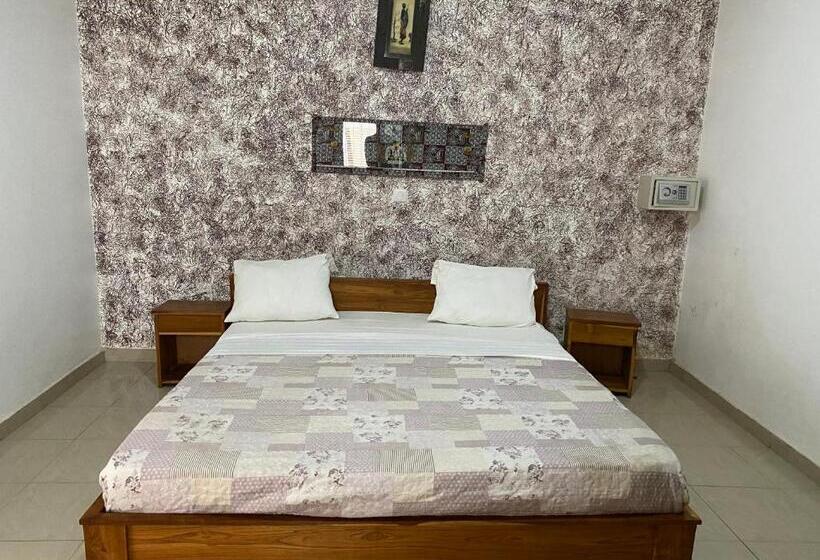 اتاق استاندارد سه نفره, Residence Hotel La Marsu