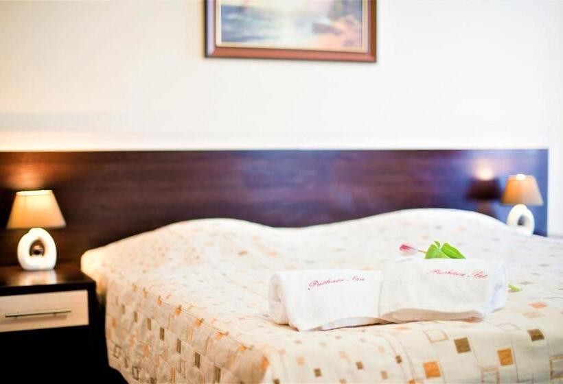 اتاق استاندارد با بالکن, Puchacz  Spa