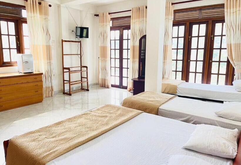 Четырехместный Номер Стандарт, Villa Di Sara