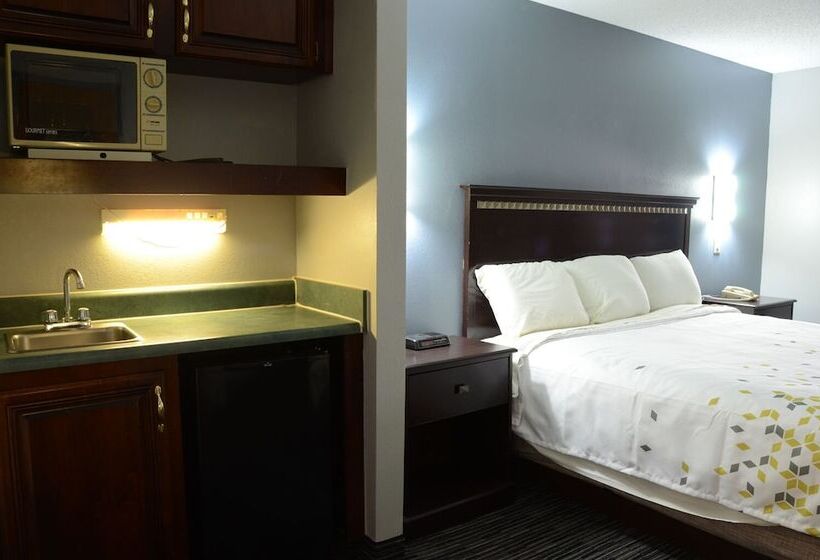 Президентский Люкс, Gateway Inn