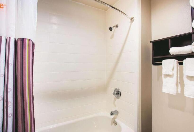Номер Стандарт 2 Двуспальные Кровати, La Quinta By Wyndham Cincinnati Ne   Mason