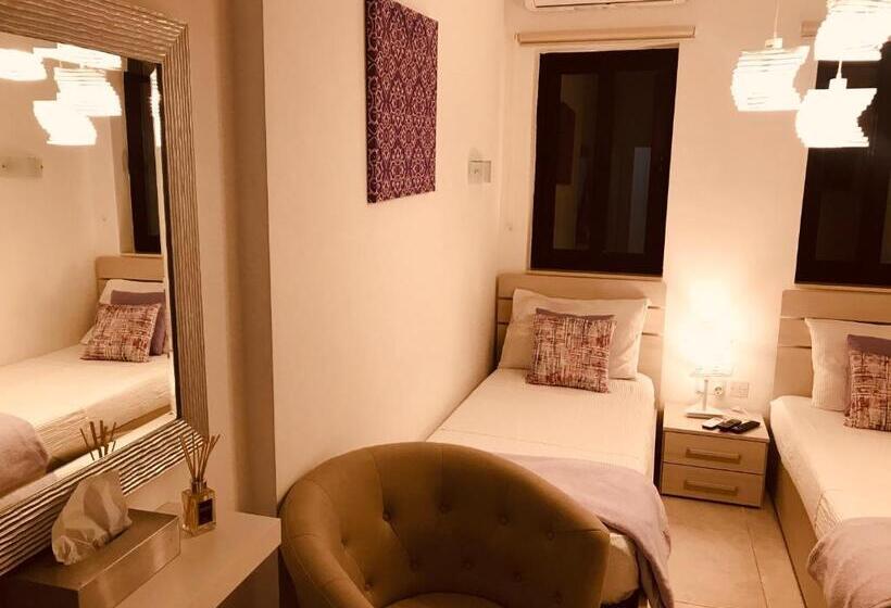 اتاق اکونومی, La 88 Boutique