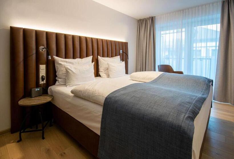 Номер Комфорт, Aiden By Best Western Biberach