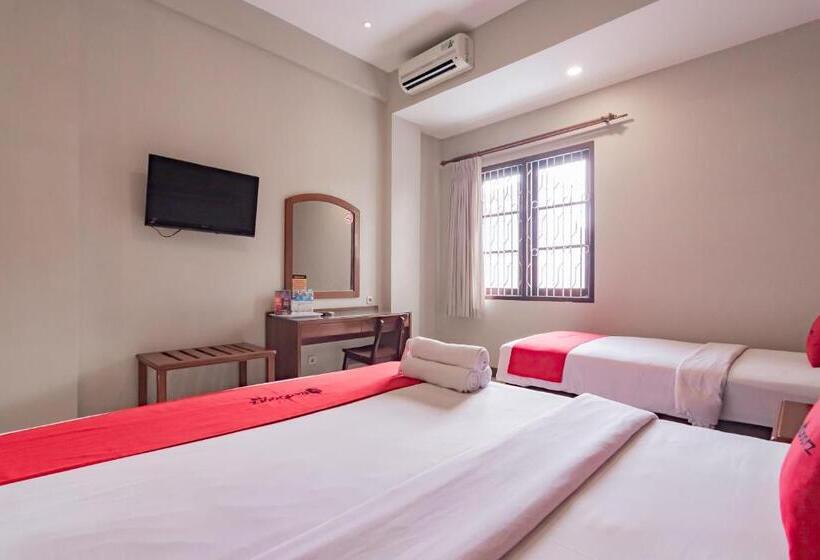 Люкс, Reddoorz Near Simpang Dago 2