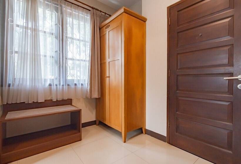 Номер Deluxe, Reddoorz Near Simpang Dago 2