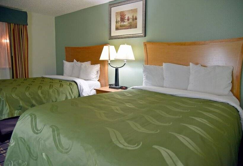 سوییت, Quality Inn & Suites Near I480 And I29
