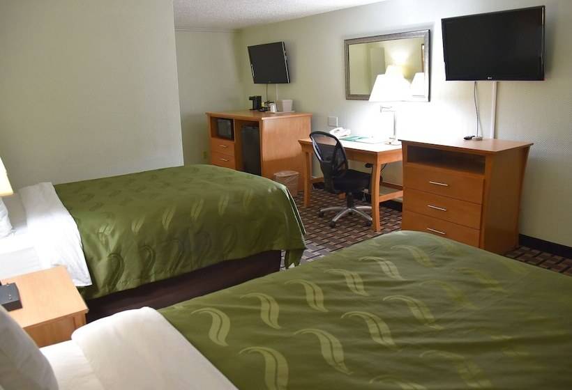 سوییت, Quality Inn & Suites Near I480 And I29