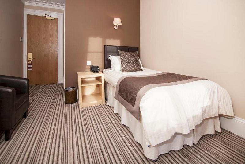 패밀리 룸, Griffin Hotel And Suites