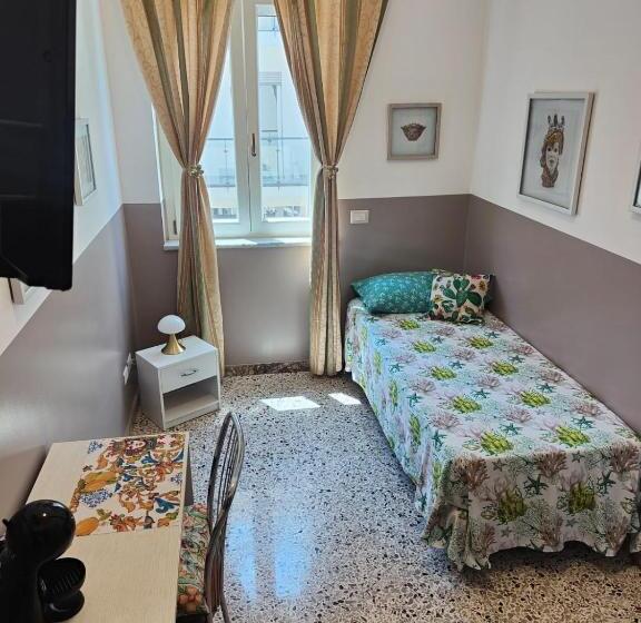 اتاق استاندارد یک نفره, I Mori In Campidoglio Affitta Camere