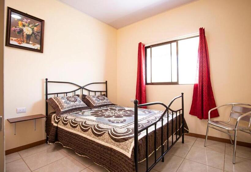 غرفة قياسية, Flor De Katty Hostel Airport