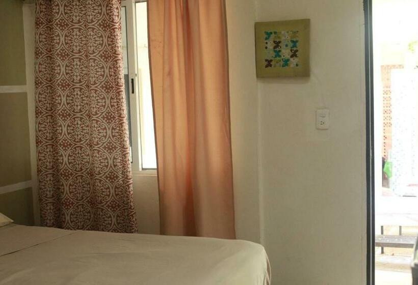 اتاق لوکس, Bea Rooms And Studios