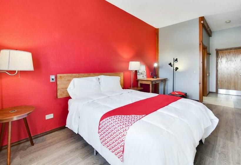 اتاق استاندارد, Casa Loma Economy Inn