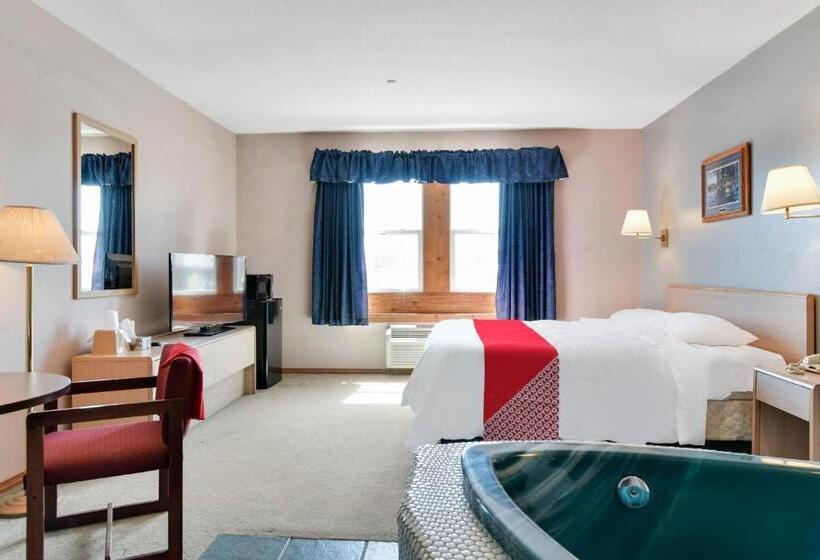 سوئیت با وان آب گرم, Casa Loma Economy Inn