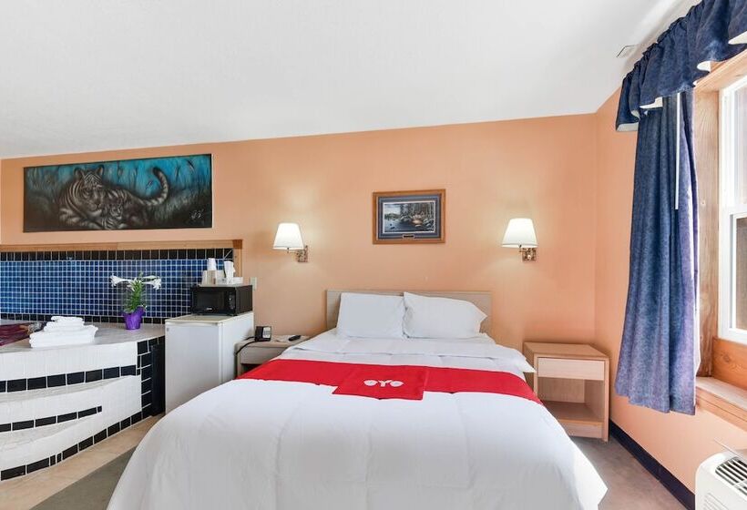 اتاق لوکس, Casa Loma Economy Inn