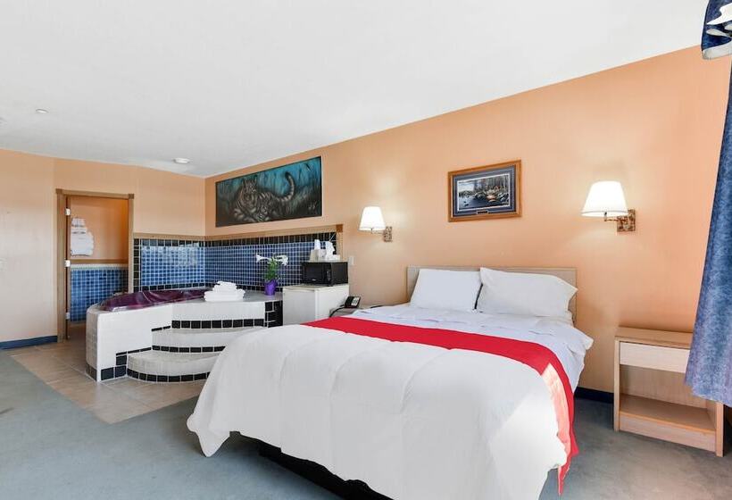 اتاق لوکس, Casa Loma Economy Inn