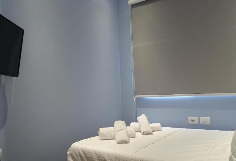Quarto Estandar Individual, King Hotel Ksamil