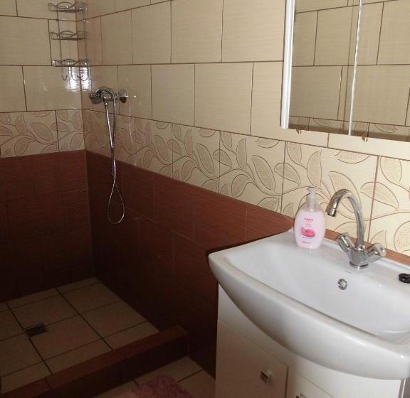 اتاق سوپریور خانوادگی, Napfény Apartman
