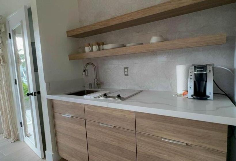 스탠다드 방갈로, Seahorse Beach Bungalows