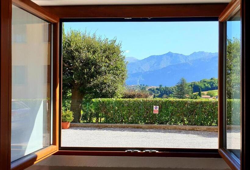 اتاق لوکس سه تخته, B&b I Lake It Bellagio