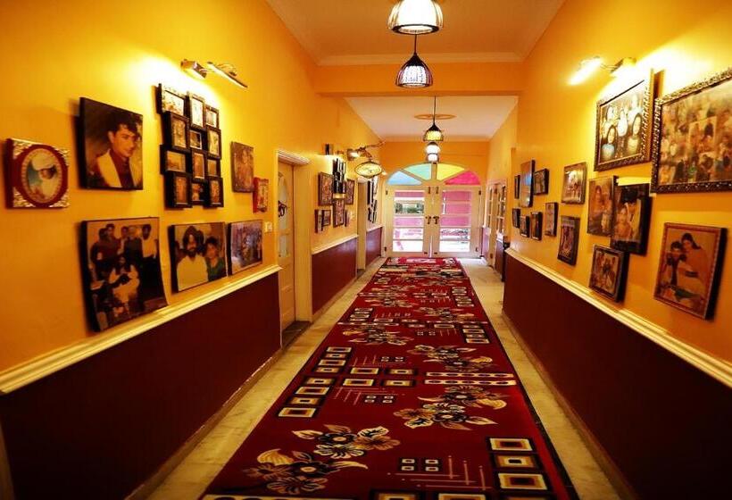 اتاق سوپریور, Ganesha Palace